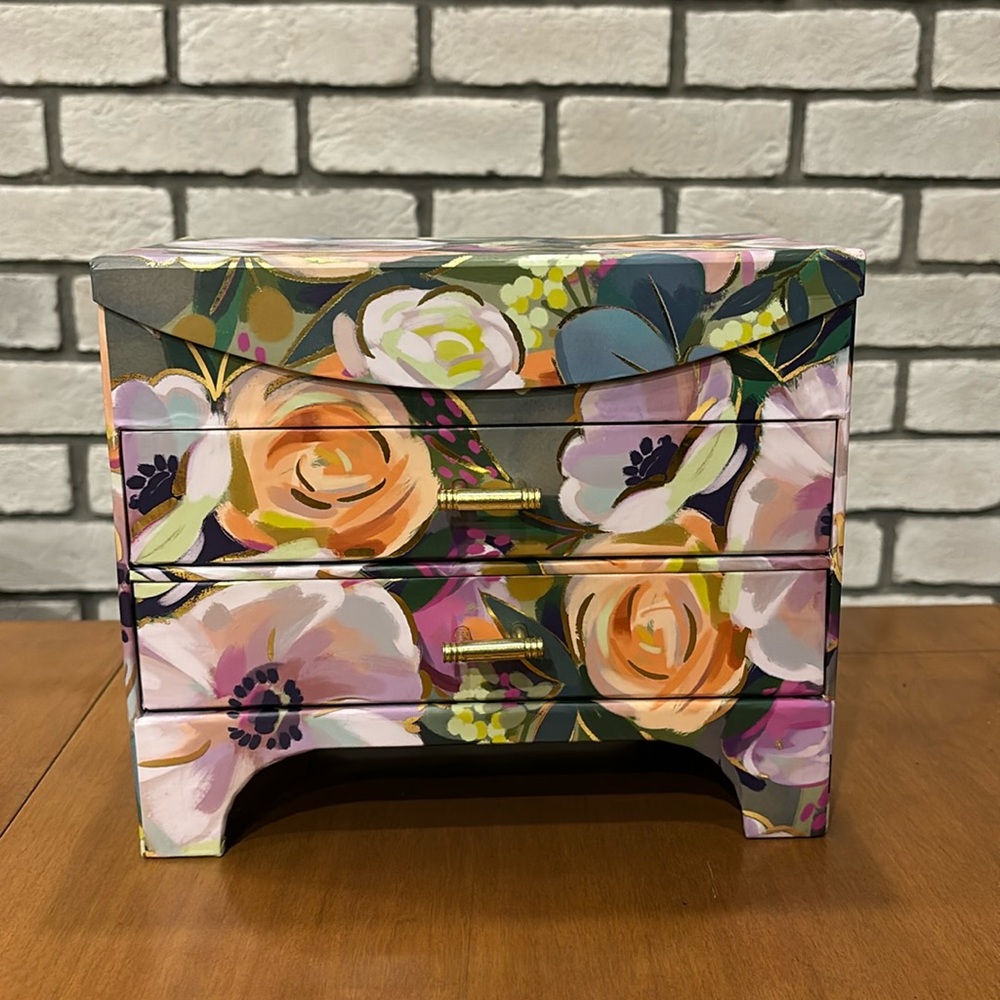 Jewelry box/ Storage box - $10 add on